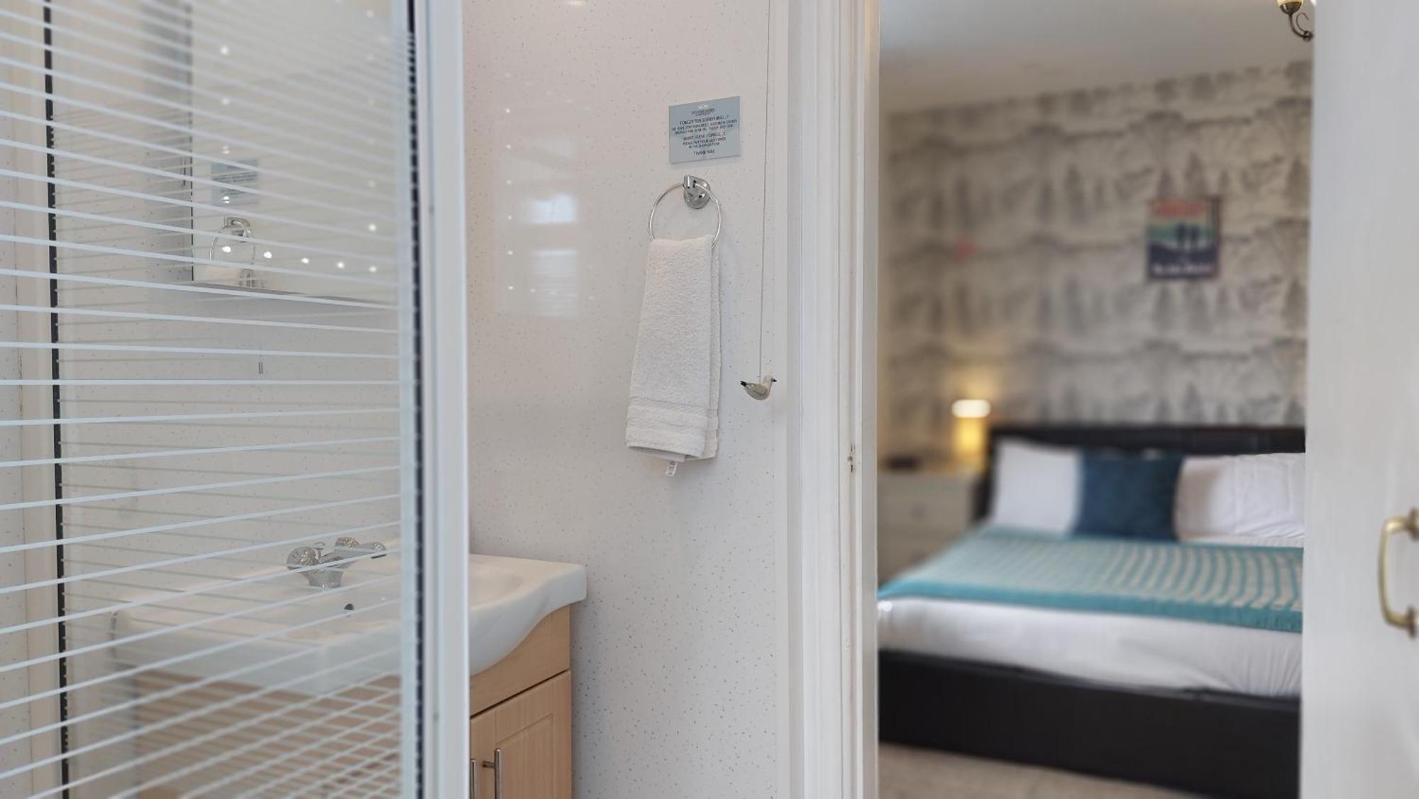 Invergarry Room Only Guest House For Adults Windermere Exteriér fotografie